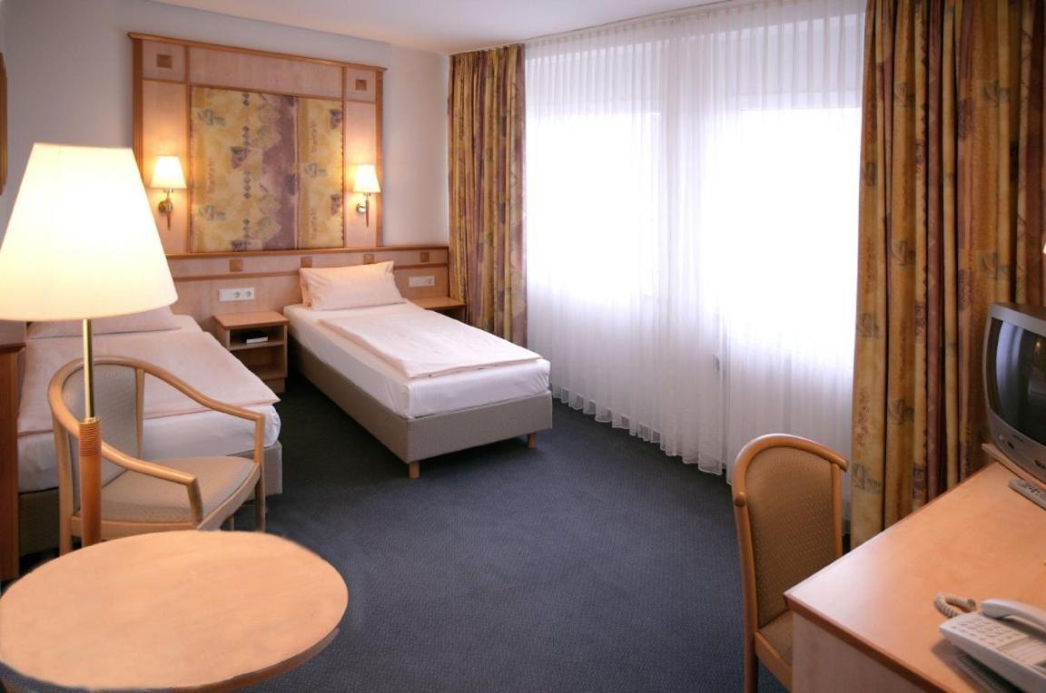 Hotel Wetterau - Self-Check-In Wölfersheim المظهر الخارجي الصورة