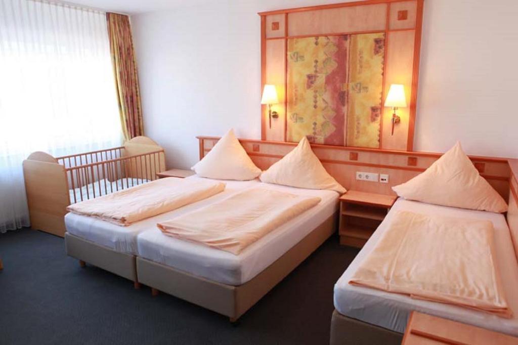 Hotel Wetterau - Self-Check-In Wölfersheim الغرفة الصورة