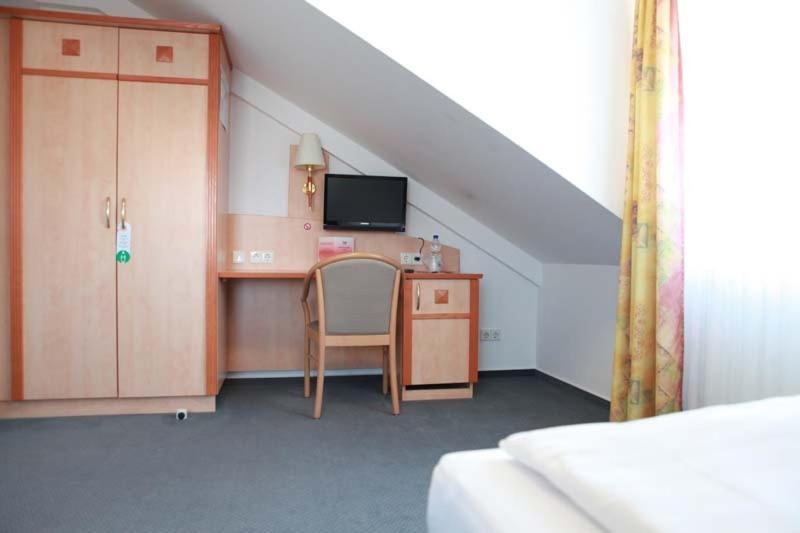 Hotel Wetterau - Self-Check-In Wölfersheim الغرفة الصورة